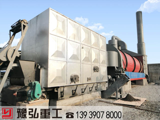 小型污泥干燥机现场作业图